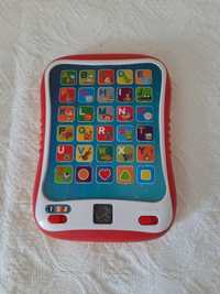 Tablet interativo criança