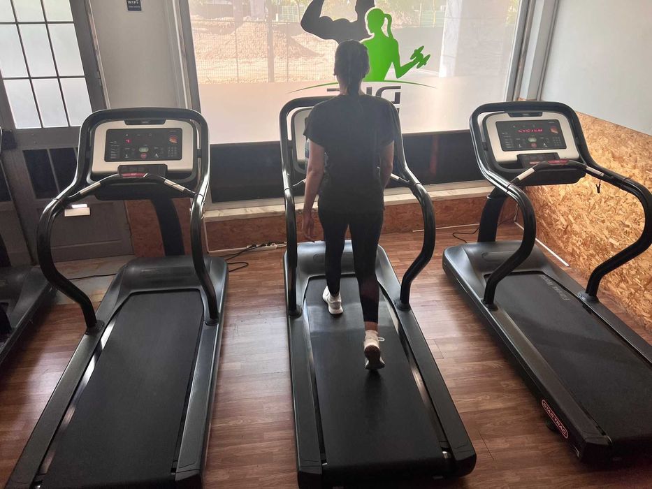Cardio star trac