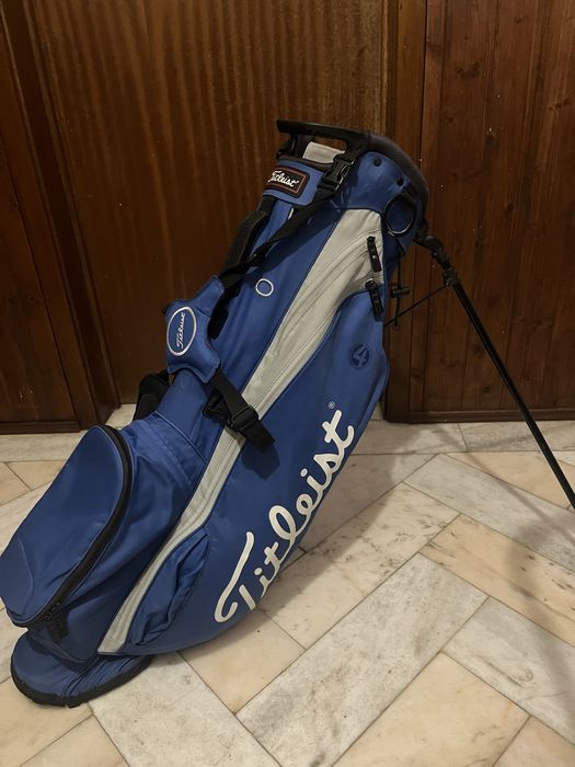 Vendo set de golf com saco titleist