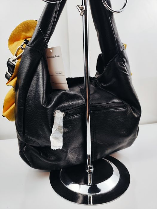 CZARNA TORBA NA RAMIĘ ekskluzywna, produkcji włoskiej florentina trade