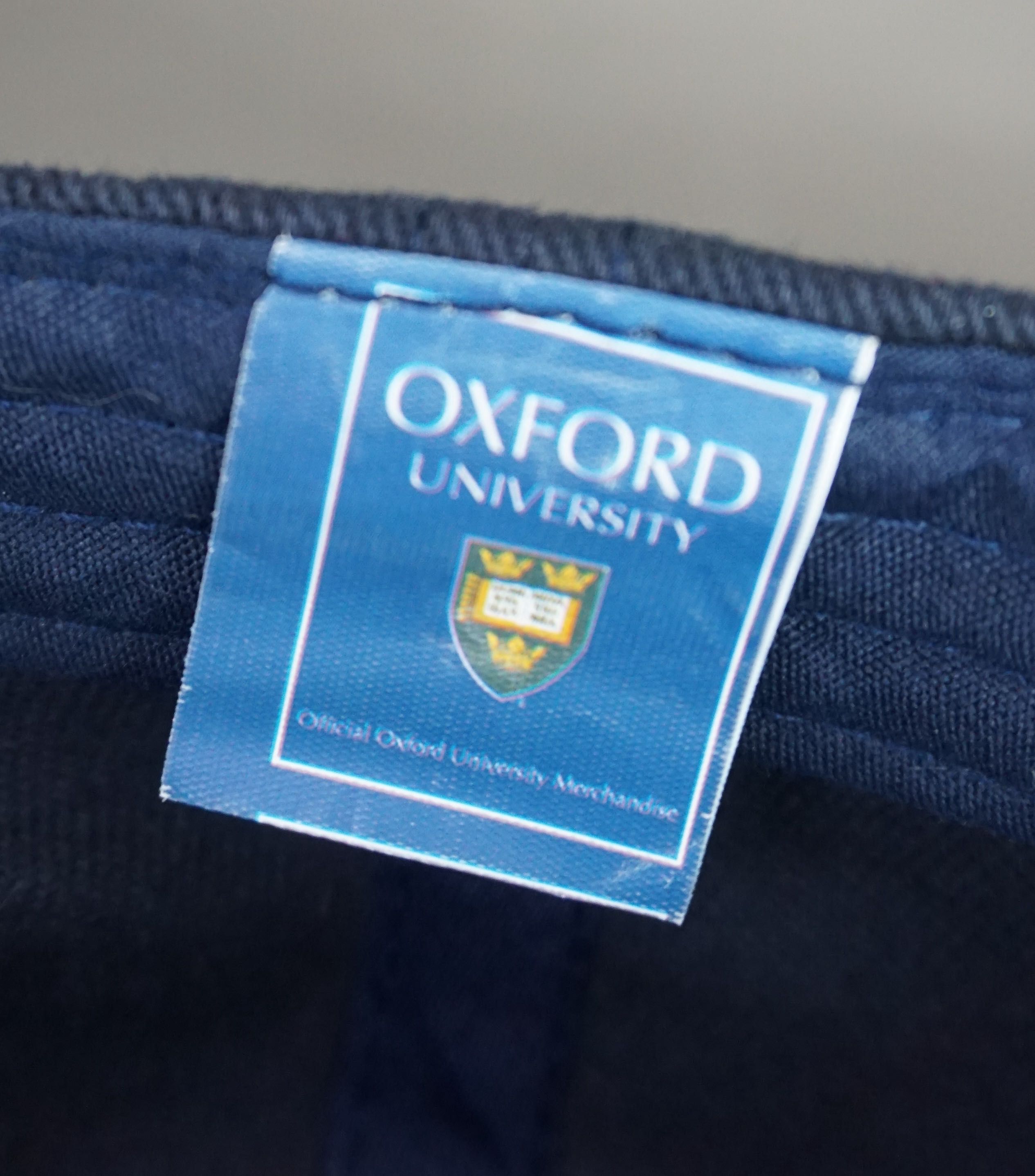 Czapka Oxford University r. OS