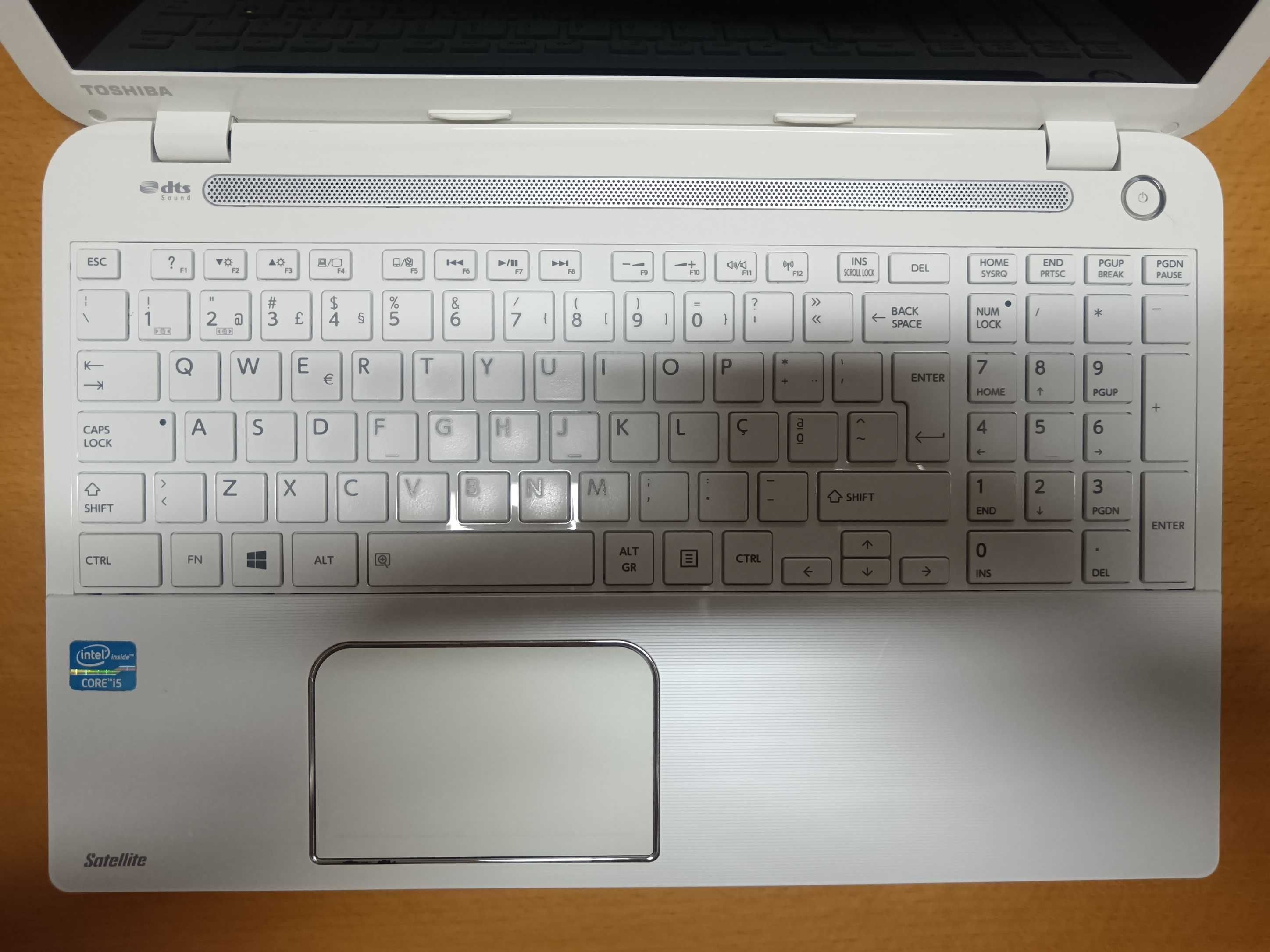 Toshiba Satellite L50-A-104 branco