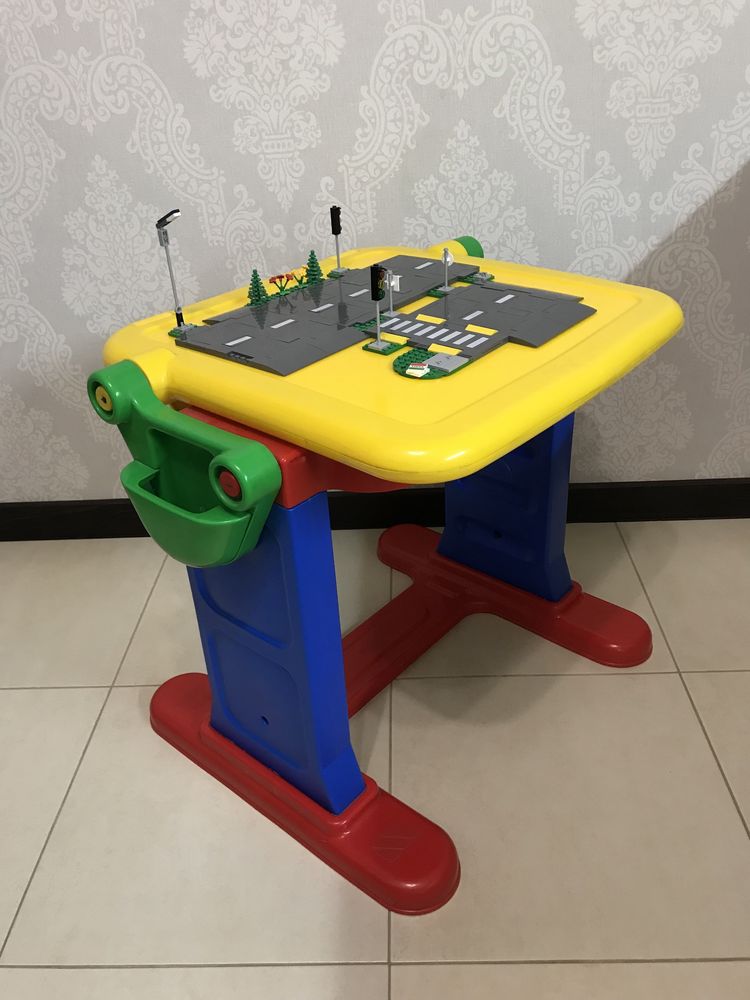 Детский стол мольберт TM Molto