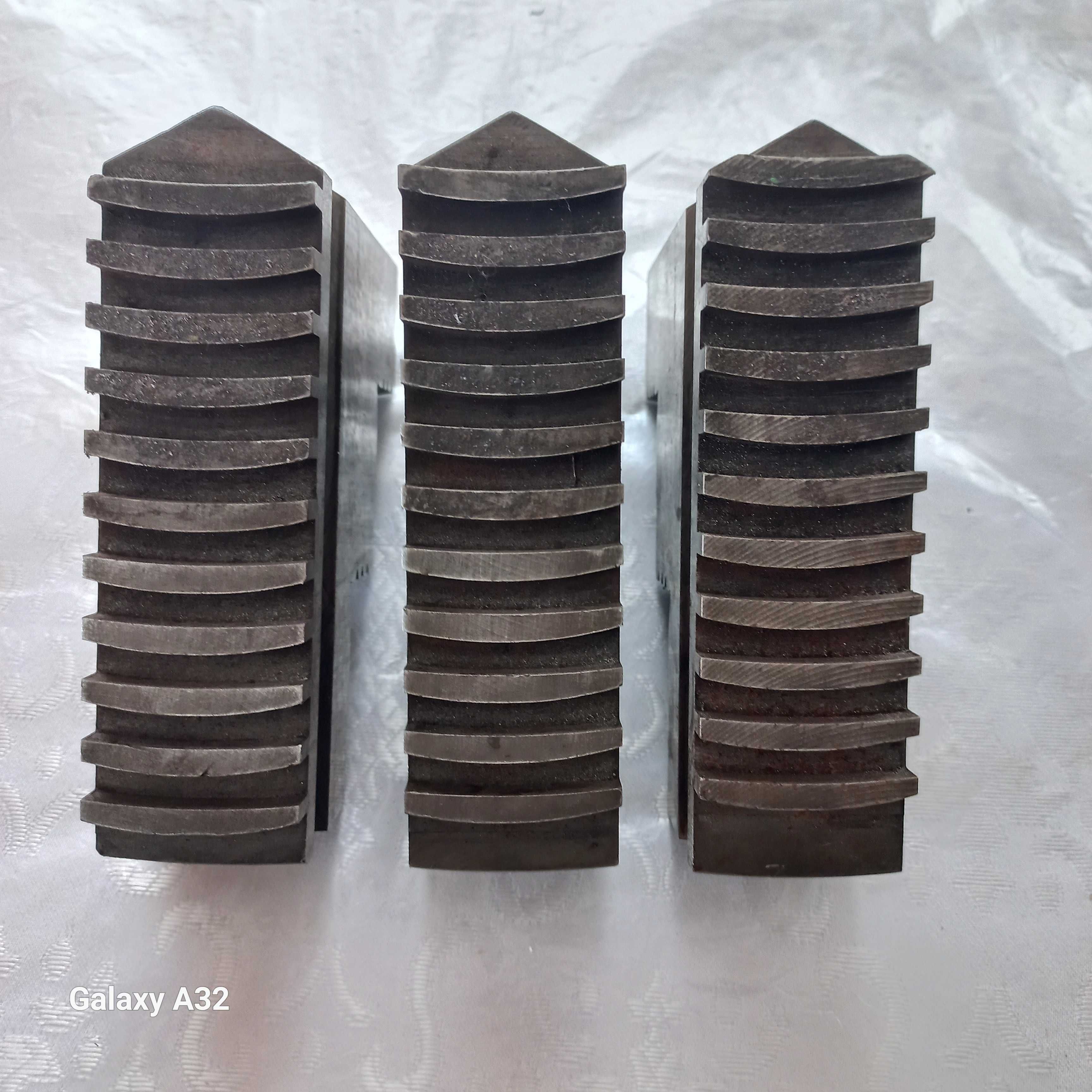 Кулачки для патрона  токарного 3-х кулачкового 315 mm S10 прямі