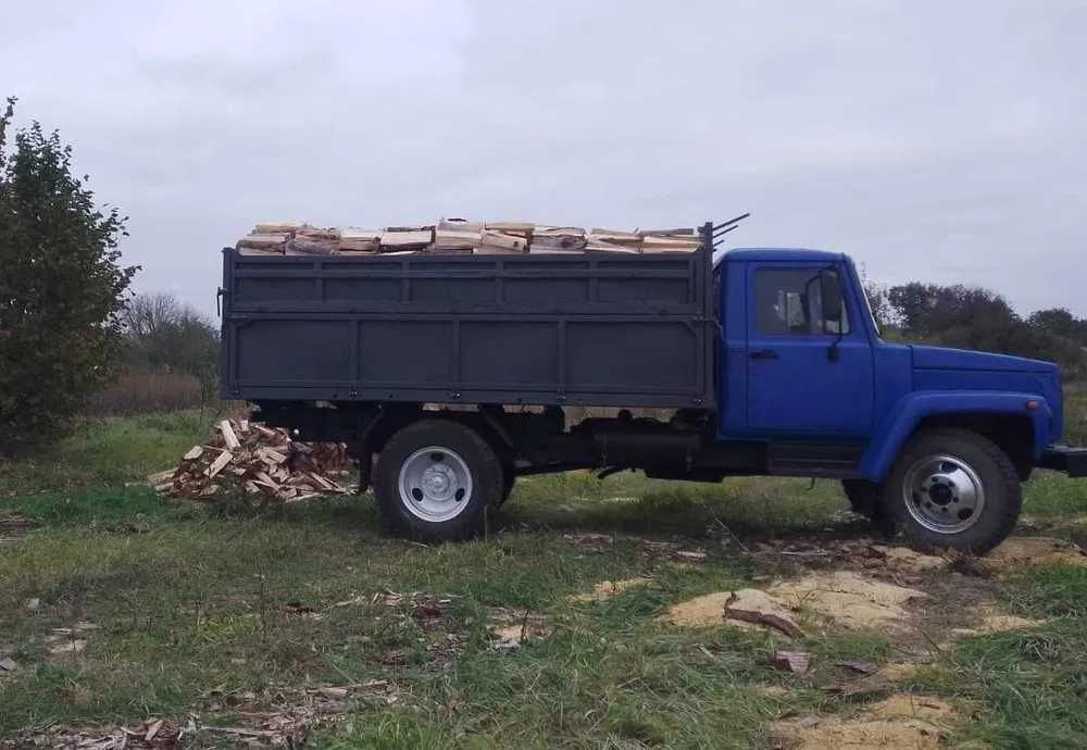 Дрова рубані соснові з доставкою.