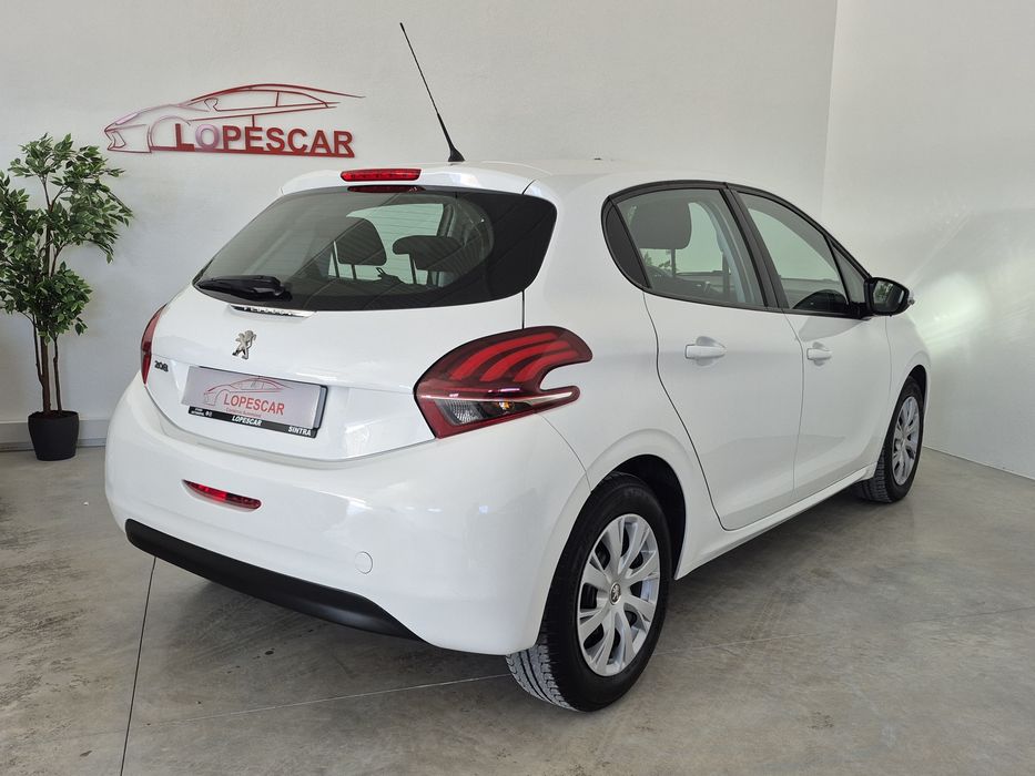 Peugeot 208 - 46.000KM - 2018 | GARANTIA
