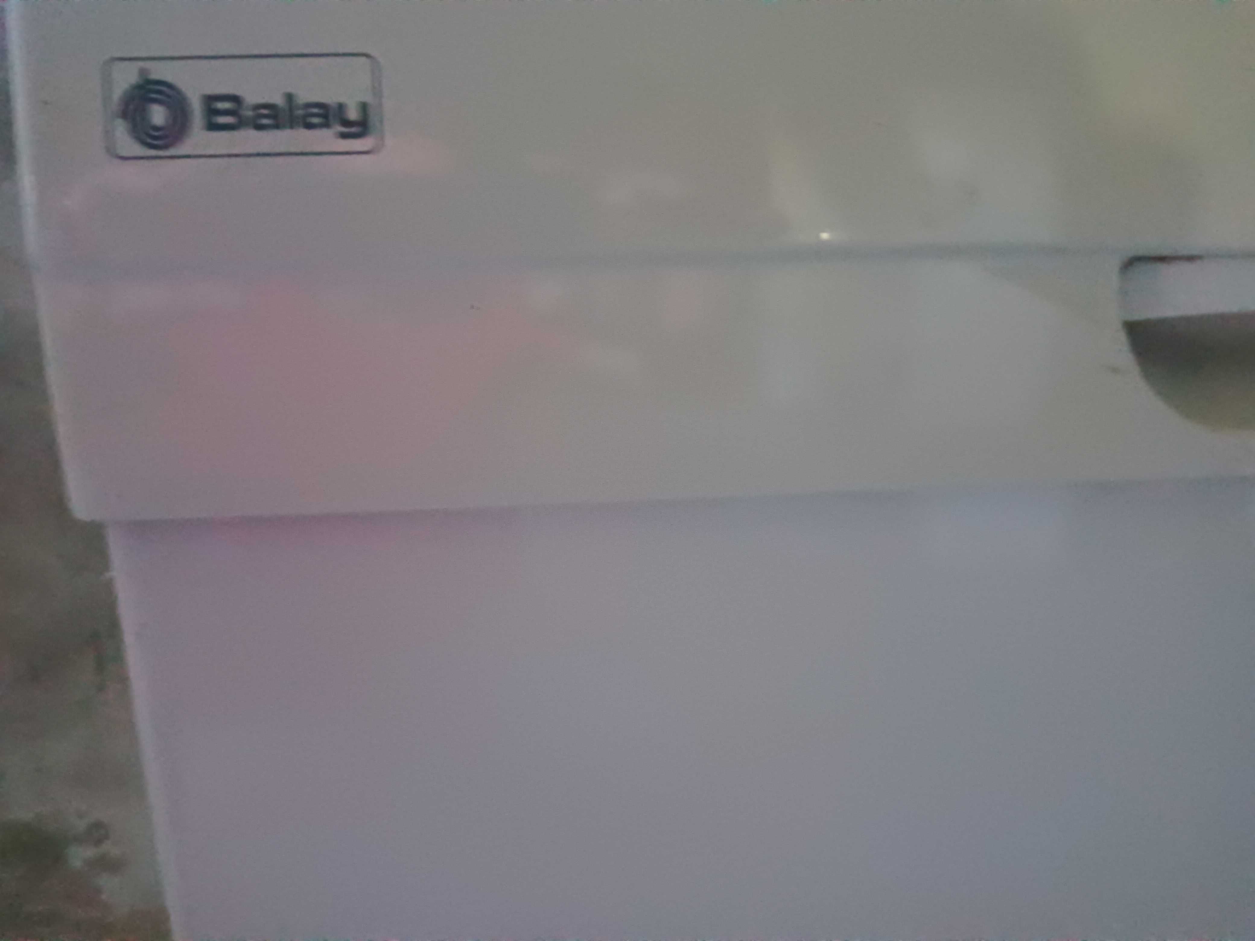 Vendo máquina de lavar louça Balay.