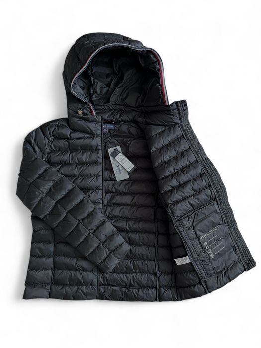 Новая оригинальная женская куртка ветровка Tommy Hilfiger размер XS S