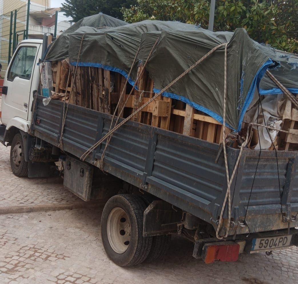 CARRINHAS para recolha de todo o tipo de resíduos e entulho de obras