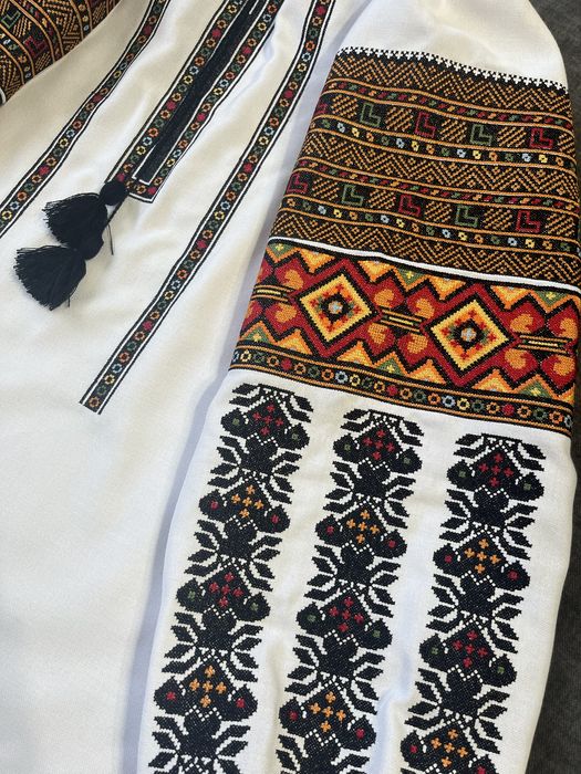 Вишиванки в гуцульському стилі