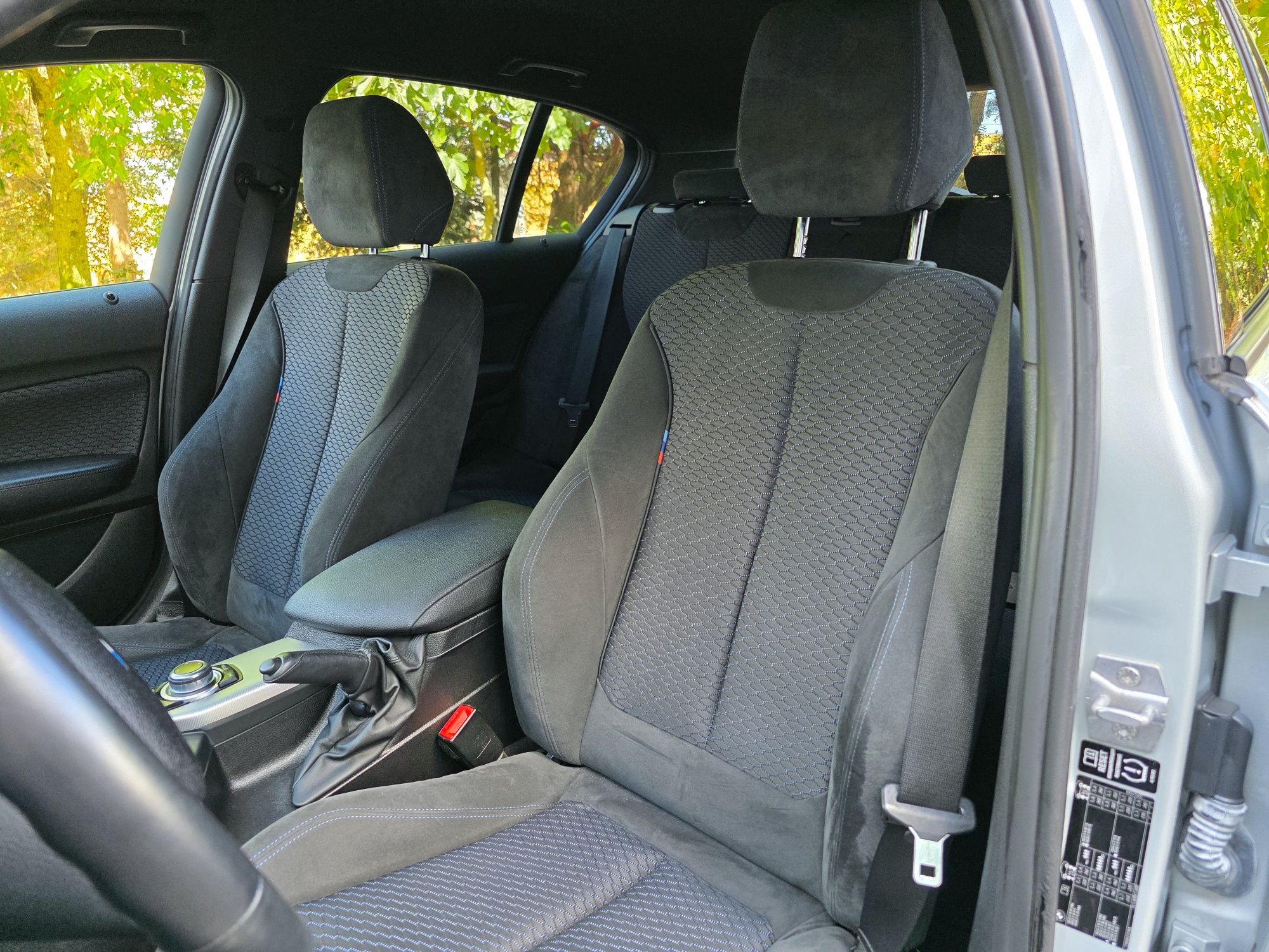 BMW serie 1 120d pack m