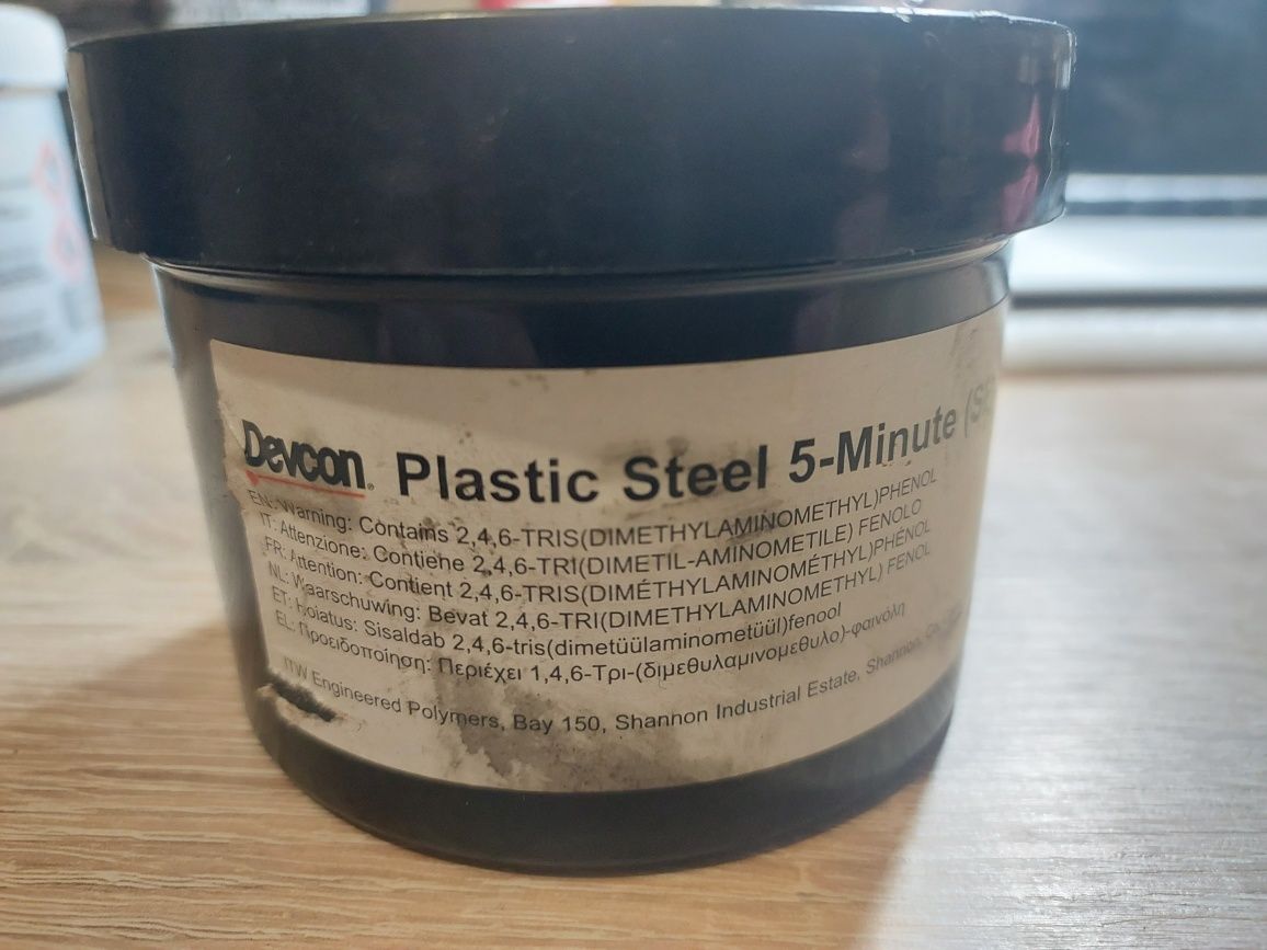 Devcon Plastic Steel Putty (Девкон, шпаклівка)