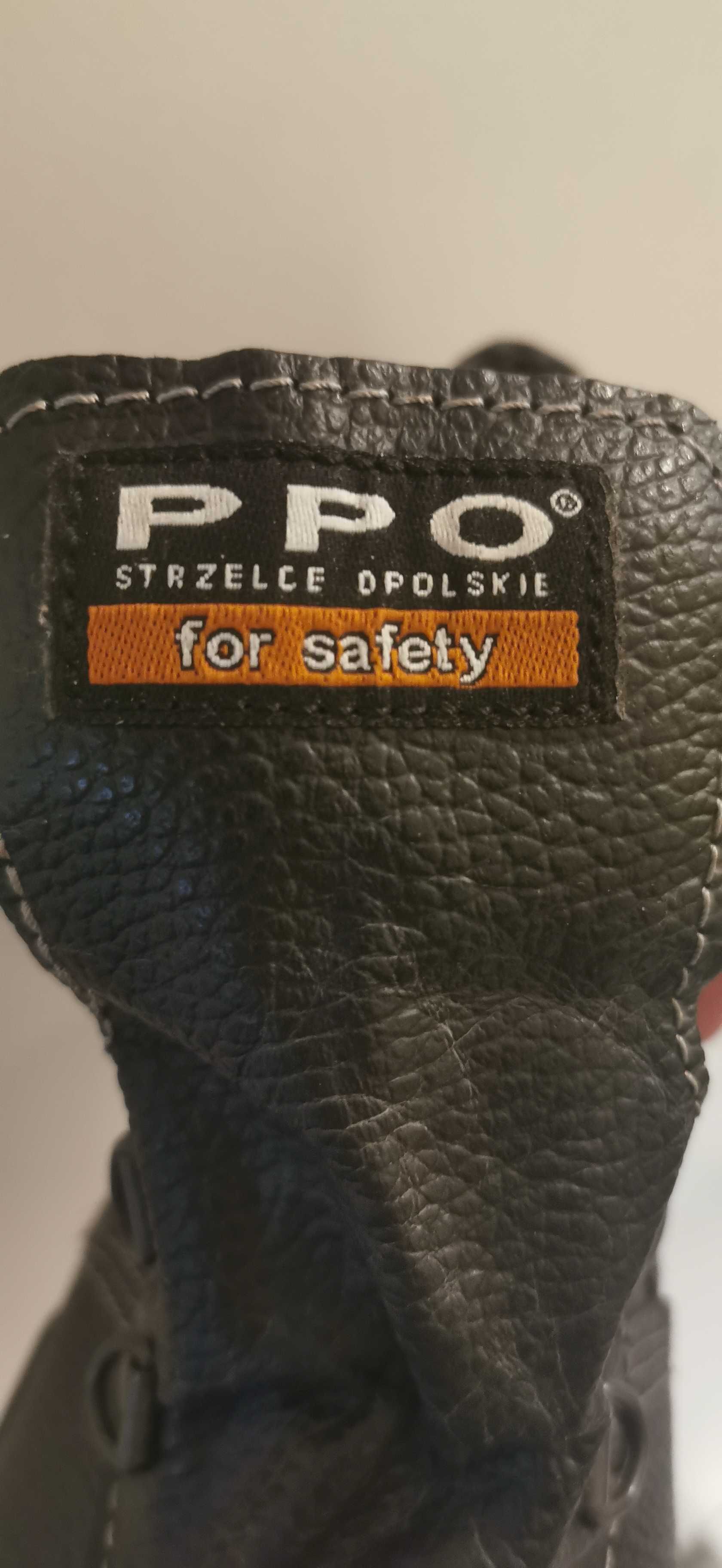 Захисні робочі черевики з металевою шапочкою PRO for safety.