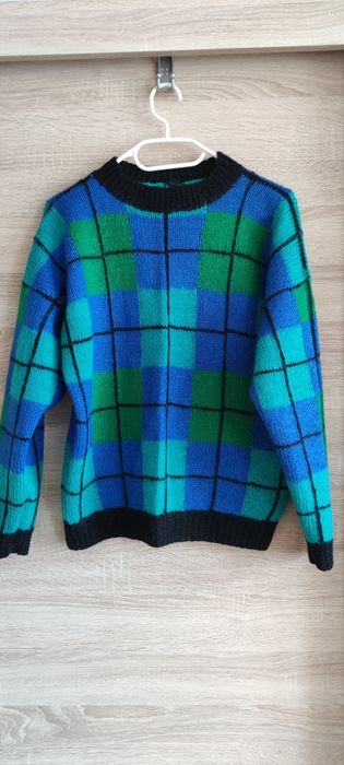 Kolorowy wełniany sweter handmade