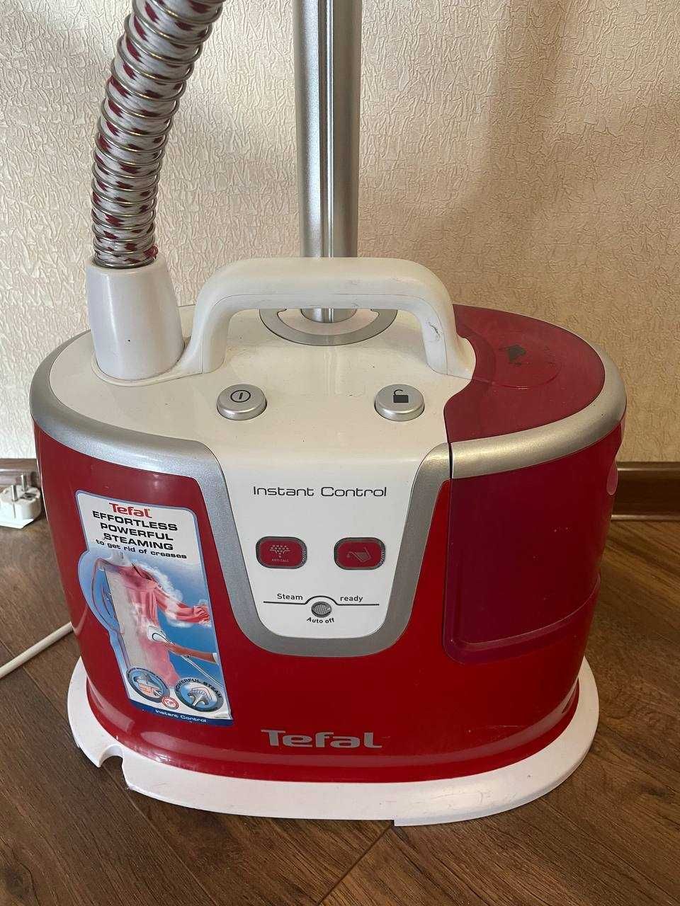 Відпарювач для одягу Tefal