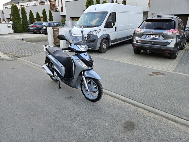 Honda SH 125 cm3 2011 rok, Wtrysk, Kat.B, FILM 4K, transport pod dom