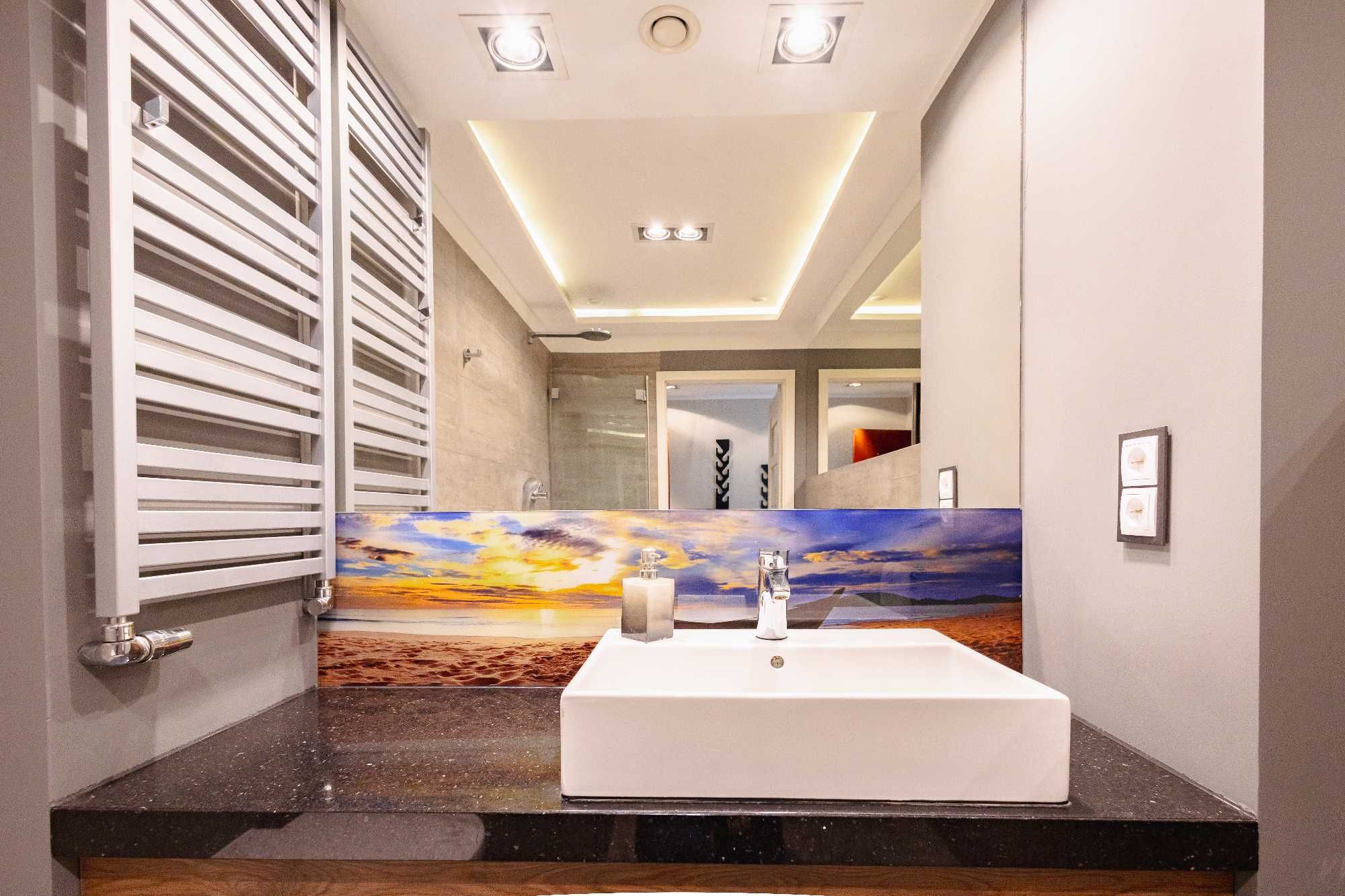 Apartament, mieszkanie z klimatyzacją 3 pokoje z salonem i kuchnią Kra