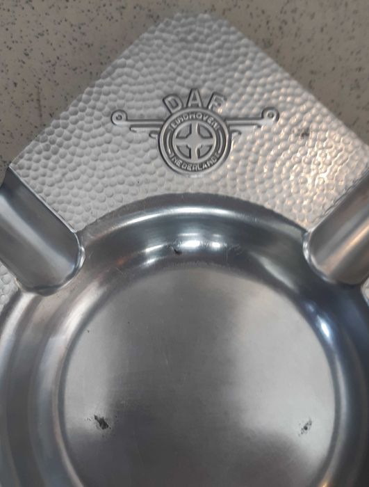Cinzeiro Antigo, publicidade automóvel "DAF"