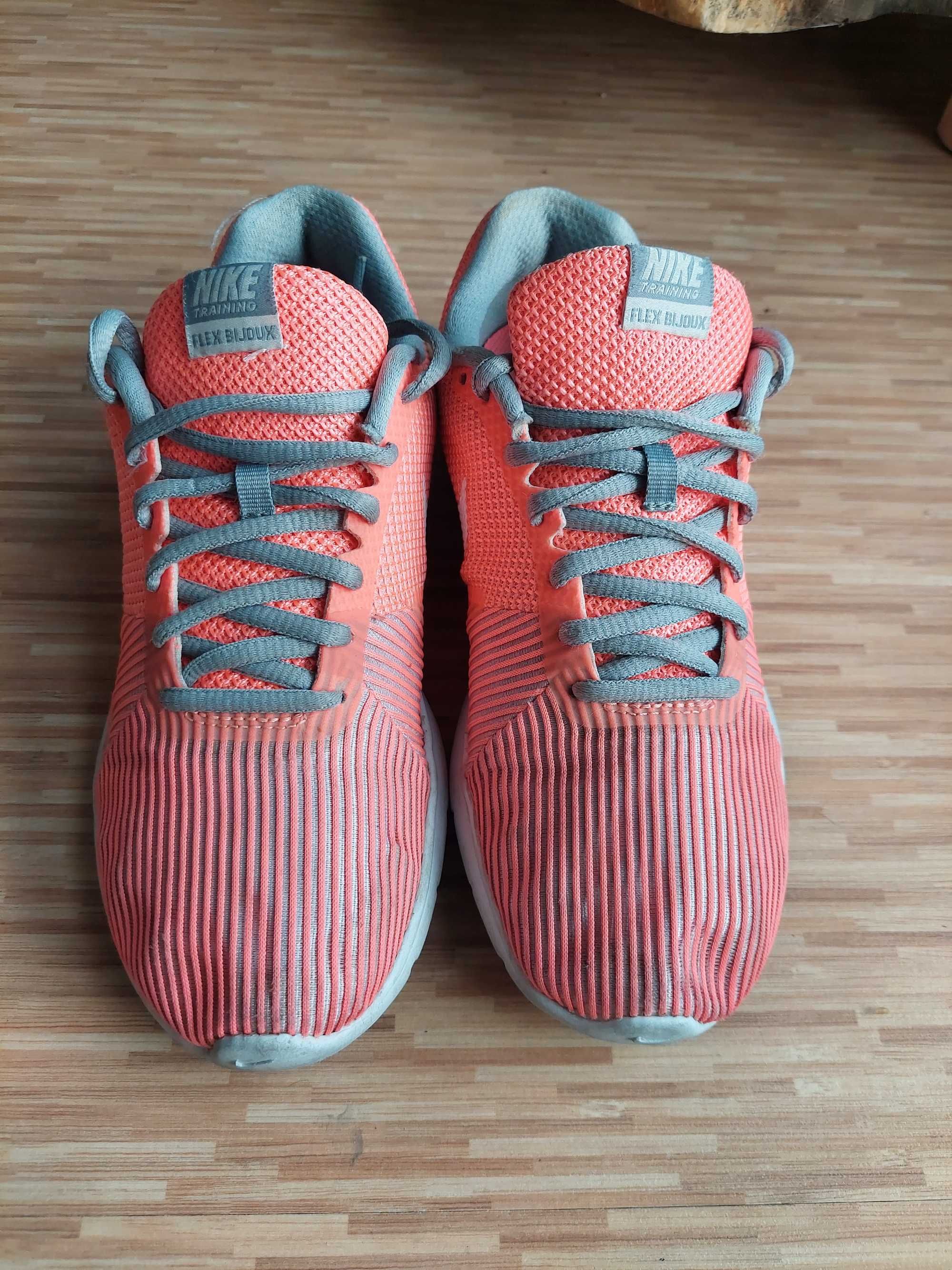 Nike Flex Bijoux r.36