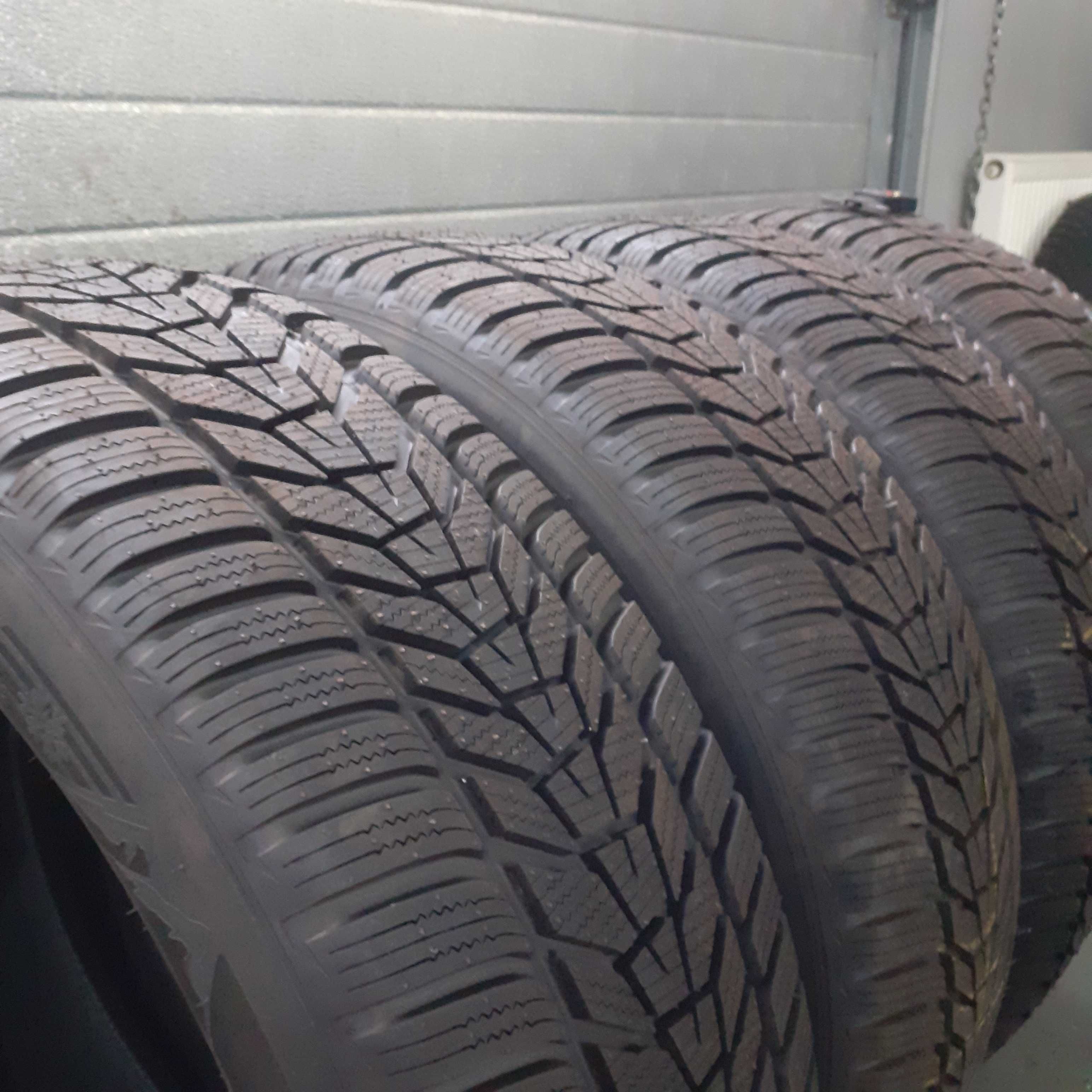Komplet opon Hankook Winter Icept Evo 235/65 R17 108V Nr.516