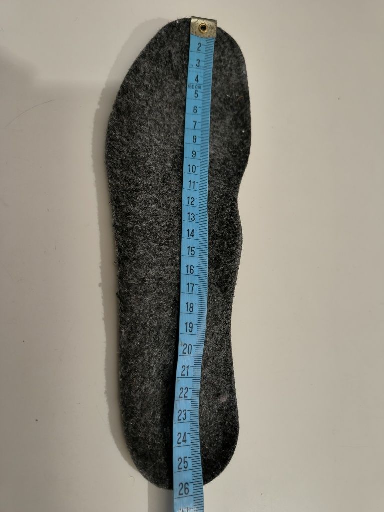 Adidas buty zimowe z kolcami rozmiar 41 1/3 wkładka 26cm