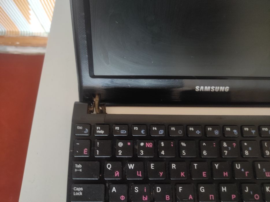 Нетбук Samsung по запчастям