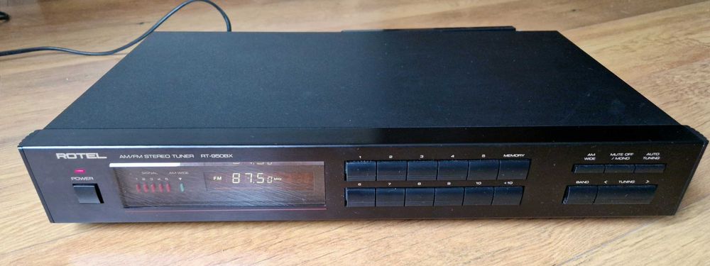 Rotel RT-950BX – tuner FM/AM – audiofilska jakość