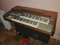 Órgão de marca farfisa