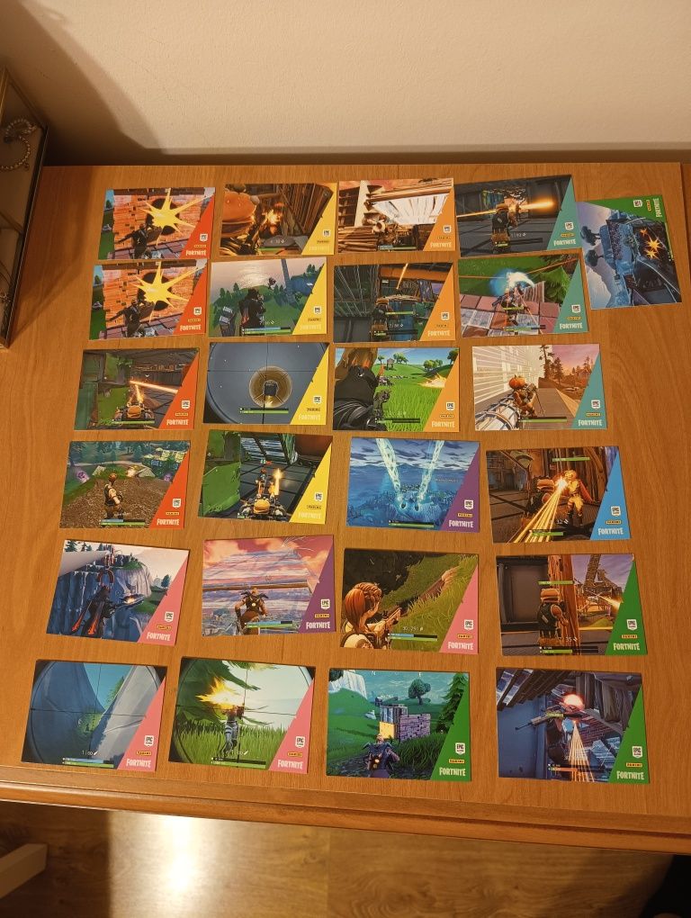 Karty kolekcjonerskie Fortnite Panini