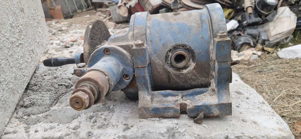 ділильна головка УДГ-Д-200