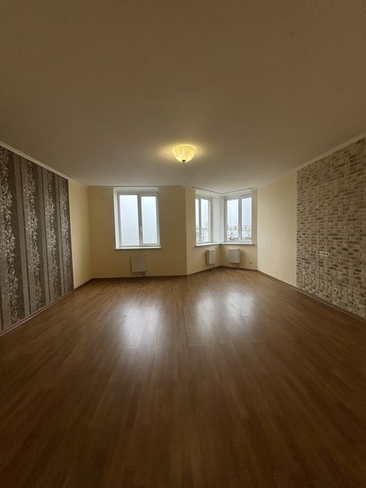 Саперно слободская 22 ,Голосеевский р-н