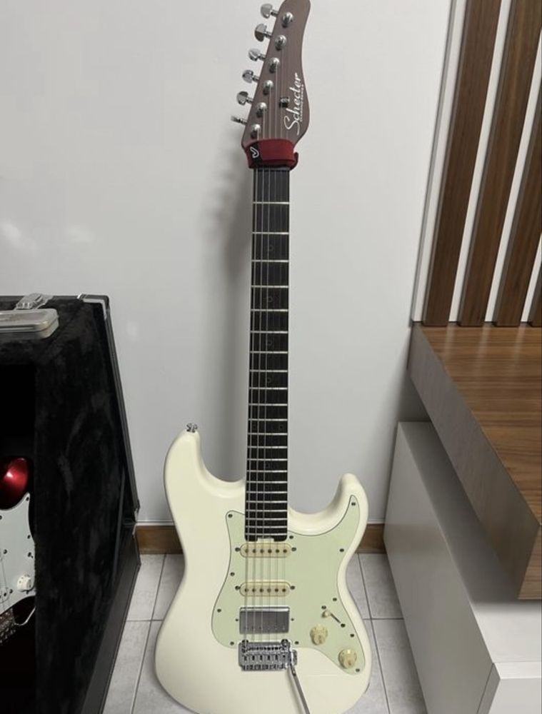 Schecter Nick Johnston Traditional HSS