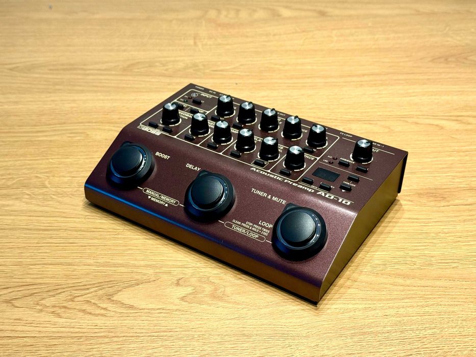 Boss AD-10 Acoustic Preamp - wzmacniacz gitary akustycznej