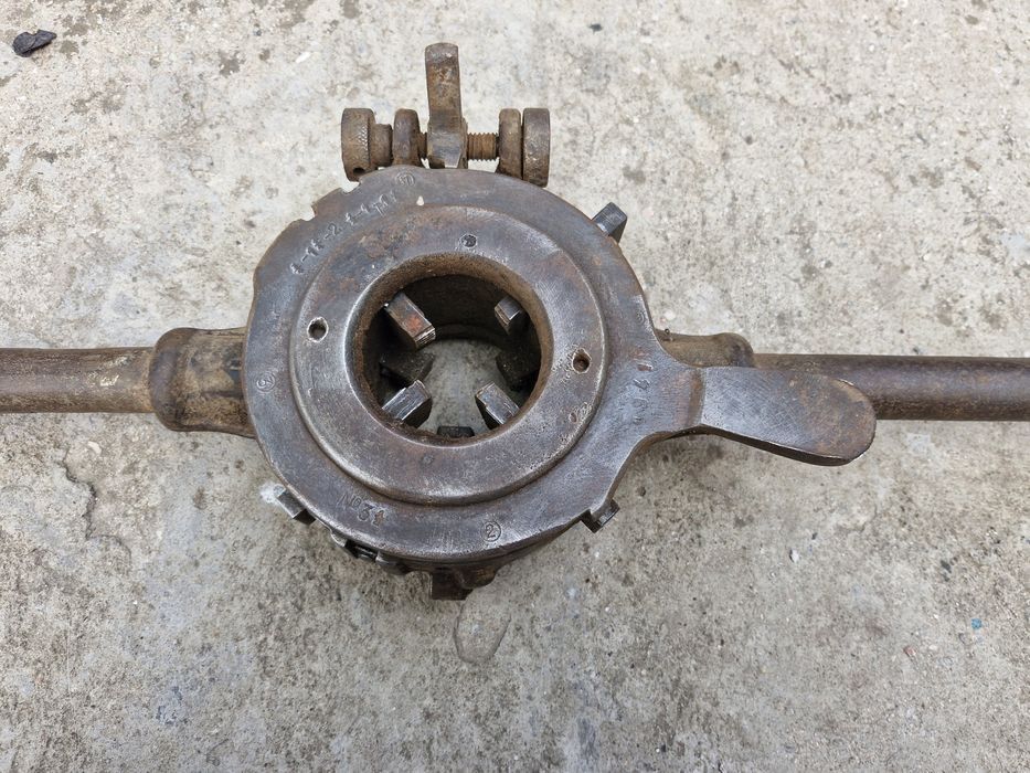 Клупп СССР для нарезания резьбы