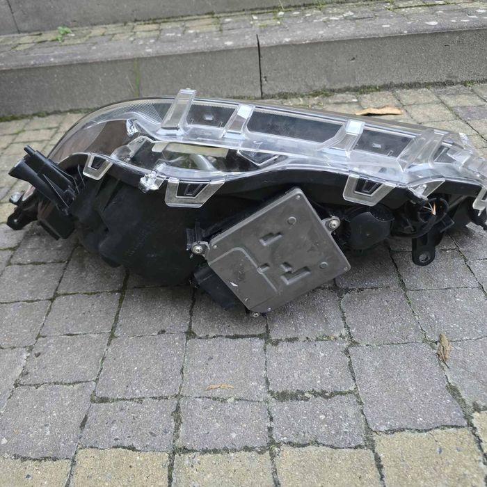 Продам комплект фар Toyota RAV 4 від 2019-