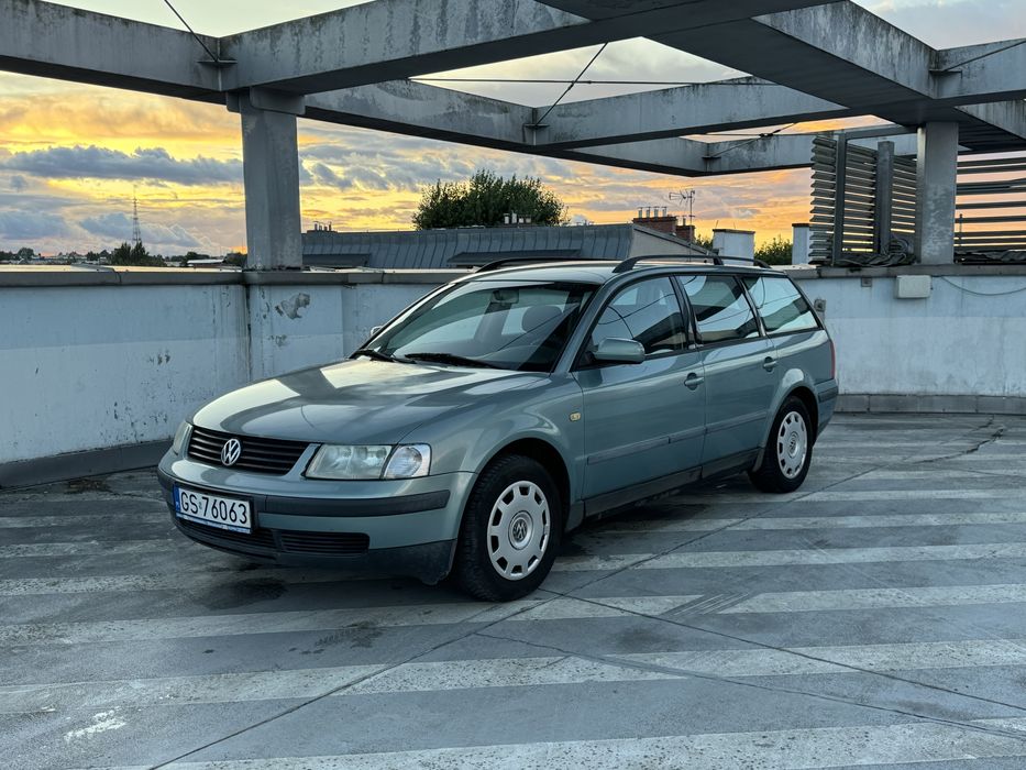 Volkswagen Passat b5 1.8 benzyna 125km Klima Hak 2kpl kół