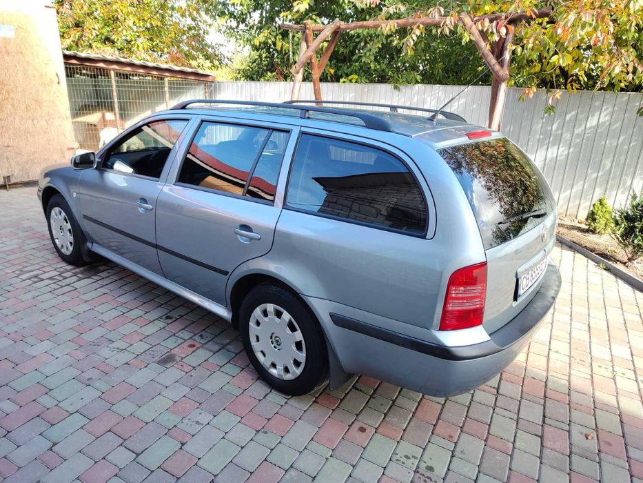 Шкода Октавія Тур