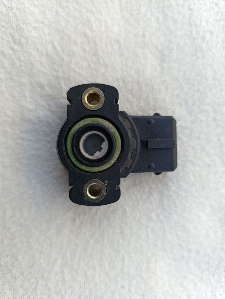 Датчик дроссельной заслонки BMW E39 / E38 / E36 / E34. ( 13631721456 )