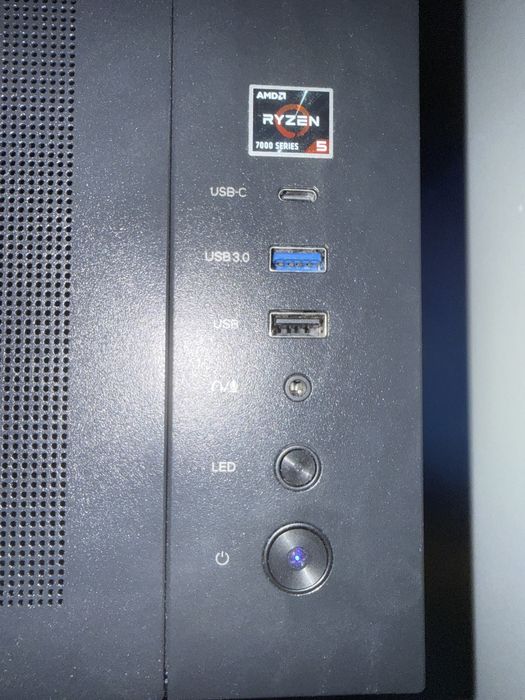 GWARANCJA Komputer gamingowy Ryzen 5 7600X, RX 7600 XT, 64GB RAM DDR5