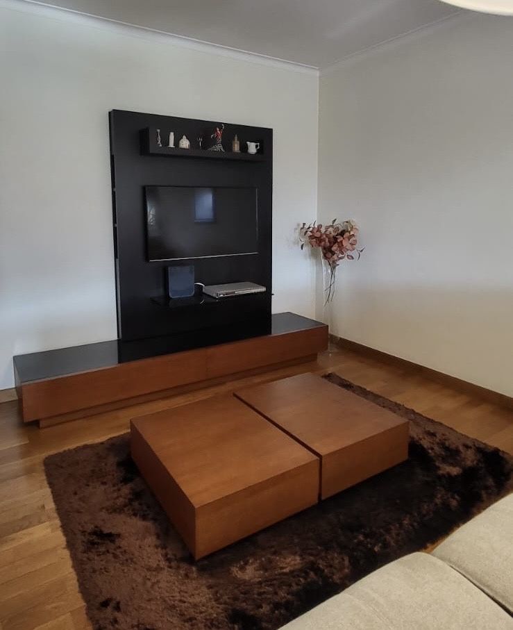 Movel de tv e mesa de centro