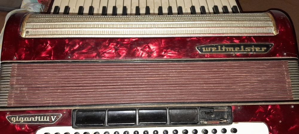 Weltmeister, model Gigant V 120, drugi weltmeister stella 120