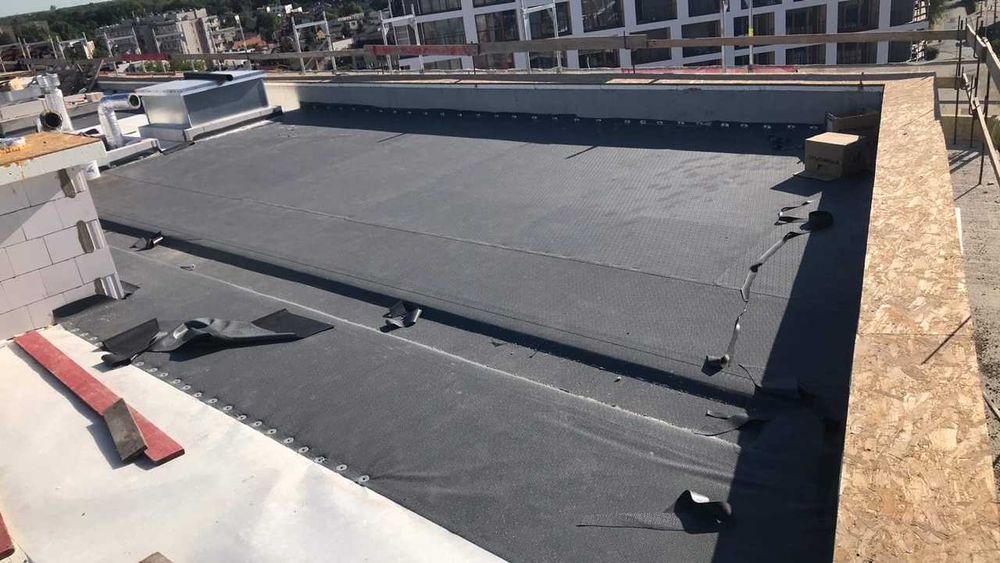 Dachy płaskie Hydroizolacja Tarasy Balkony Obróbka blacharska Membrana