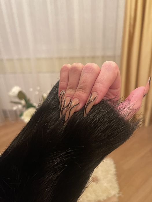 Натуральна Нутрієва напівшубка з капішоном, поясом.