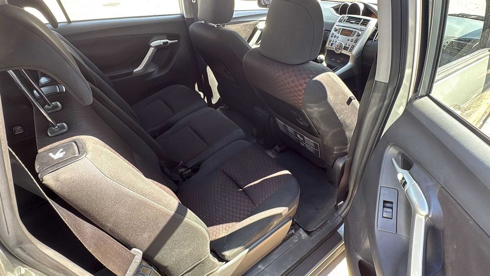 Toyota Verso 2.0 D-4D 7 lugares