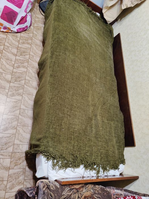 Продам односпальний диван-ліжко Юність.