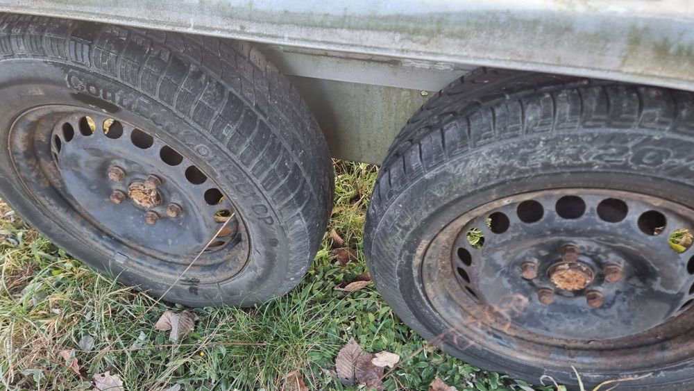 Przyczepa Laweta Thule Trailers 2005