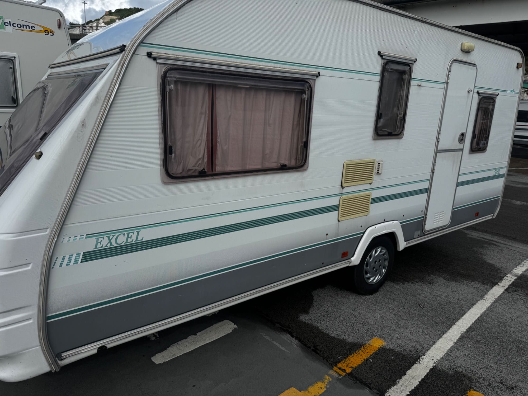 Caravana SPRITE STERLING 4 pessoas ( englesa - English)