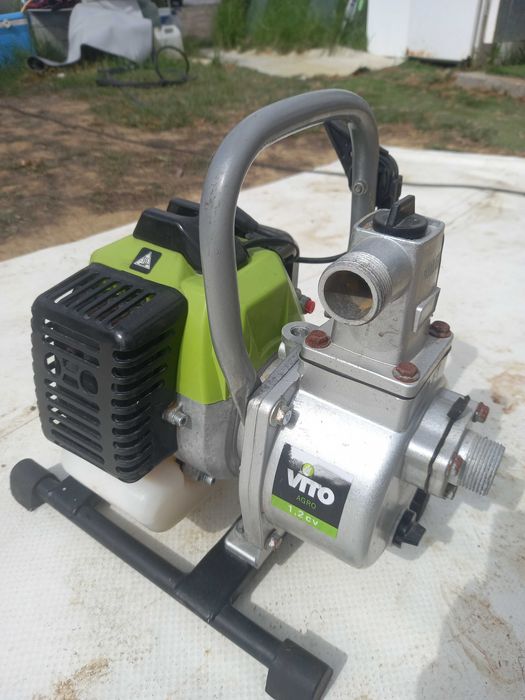 Bomba de agua com motor 4 tempos VITO