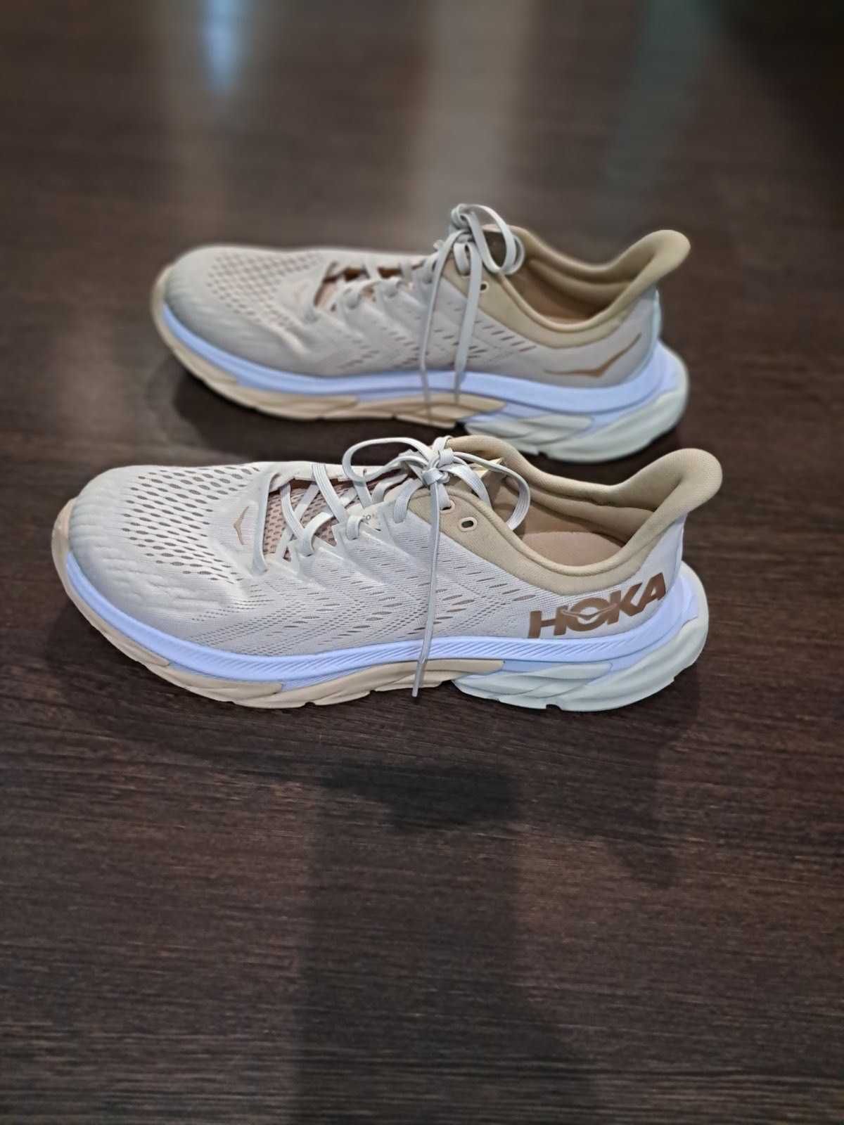 Кросівки HOKA One One clifton edge.   Р 48   31см