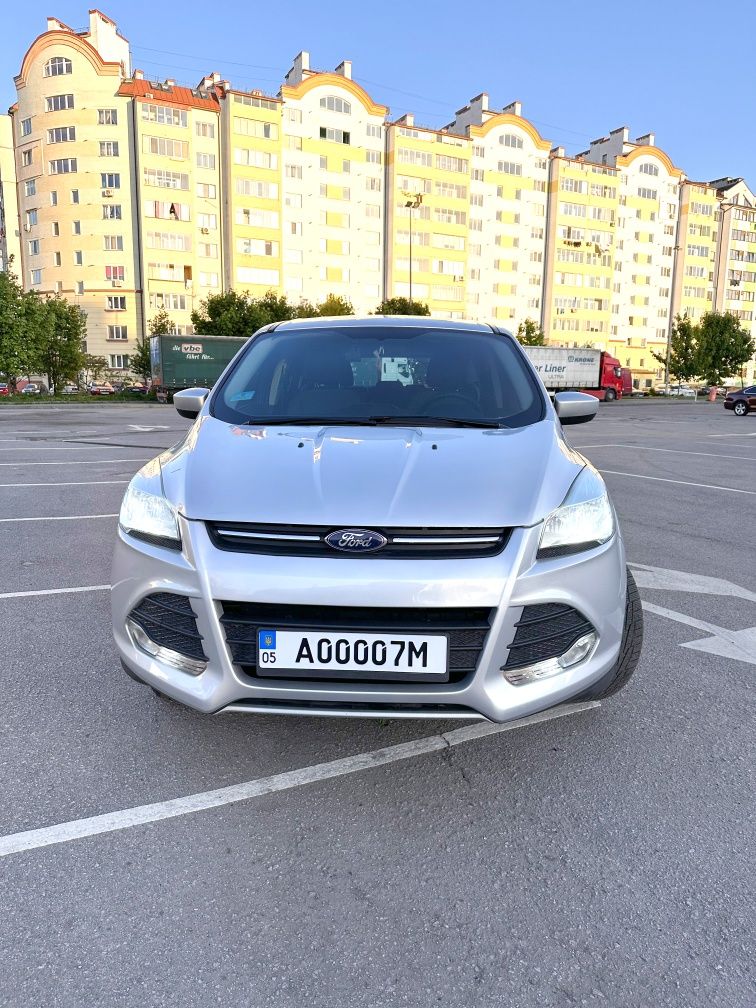 Ford Escape 2.5 SE 2016 рік